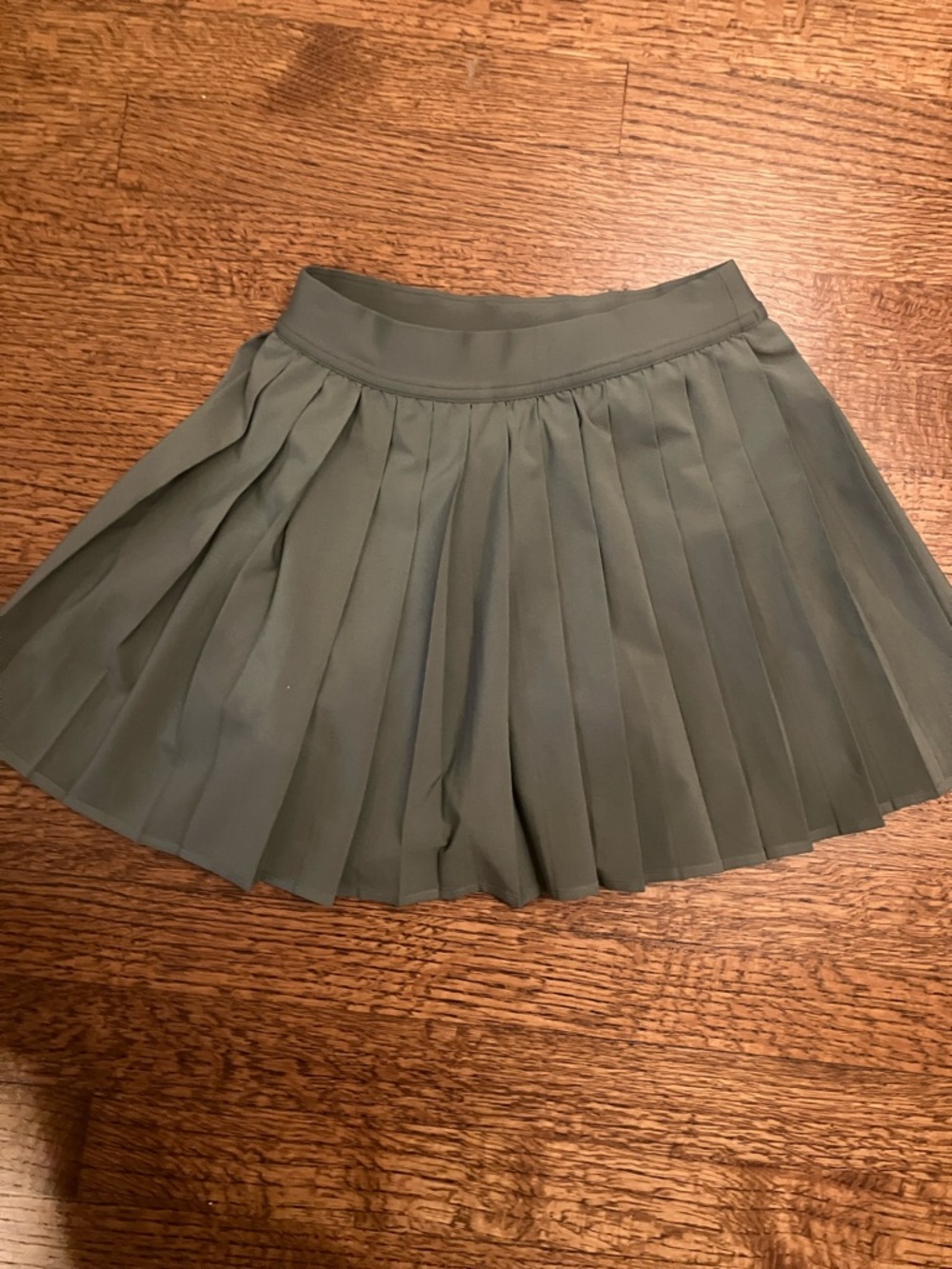 Olive Green Lululemon Pleated Women's Skirt